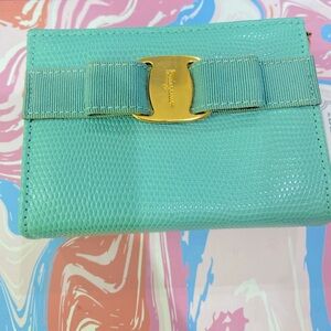 Salvatore Ferragamo pouch Vala ribbon embossed leather